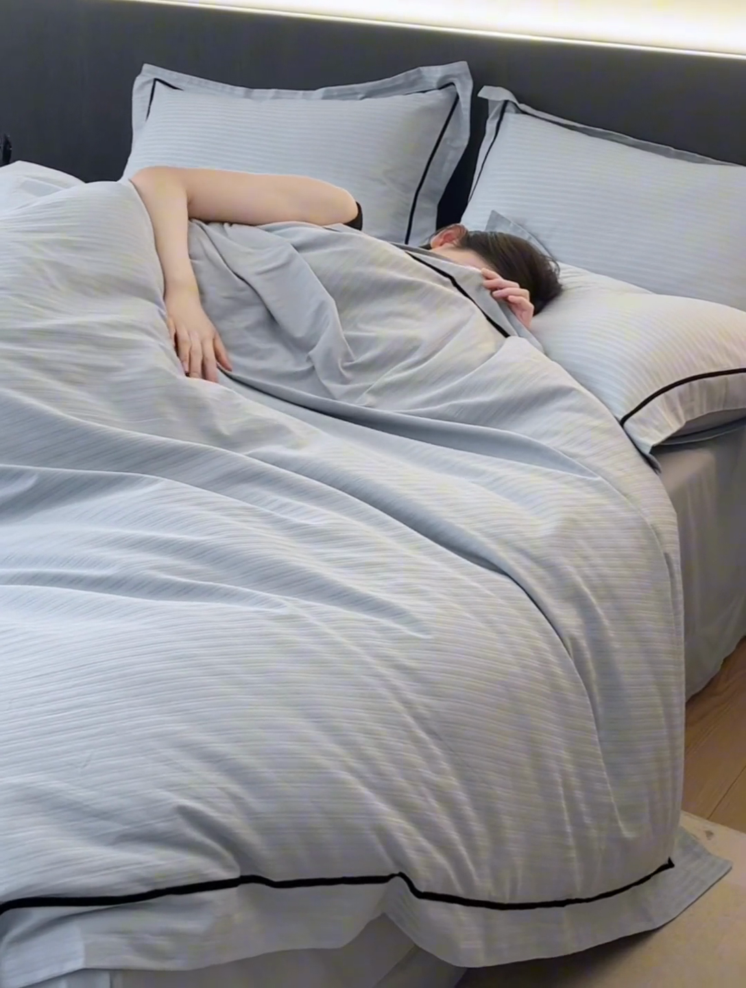 91家纺网 家纺一手货源 找家纺 （总）三朵全棉60S贡缎长绒棉大提花四件套-格趣系列