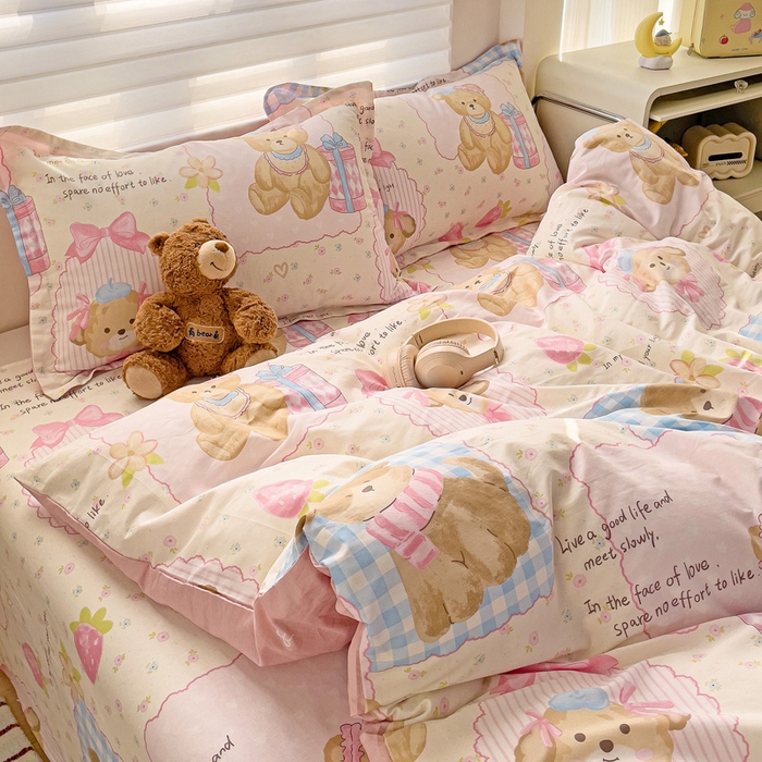 91家纺网 家纺一手货源 找家纺 春雨家居 2025新款春夏卡通印花全棉四件套 甜甜心事