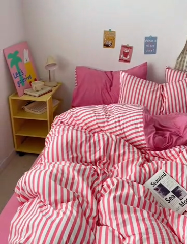 91家纺网 家纺一手货源 找家纺 卡斯诺家纺馆 2025新款水洗云朵棉四件套【下载文件夹包含买家秀】 甜辣风-玫红条