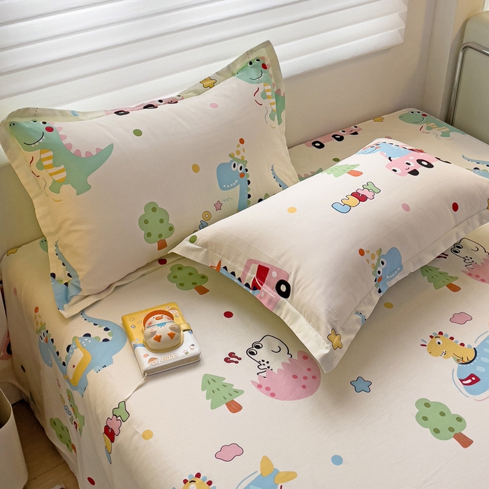 91家纺网 家纺一手货源 找家纺 春雨家居 2025新款春夏卡通印花全棉单枕套 5.快乐旅行