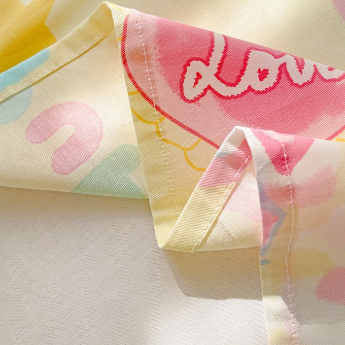 91家纺网 家纺一手货源 找家纺 春雨家居 2025新款春夏卡通印花全棉单床单 萌趣乐园