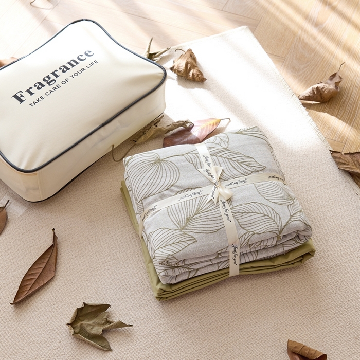 91家纺网 家纺一手货源 找家纺 久典2025 60支色织三层大提花基础款四件套 绿野