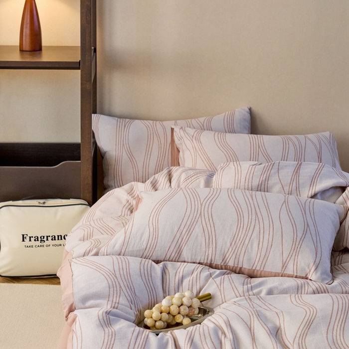 91家纺网 家纺一手货源 找家纺 久典2025 60支色织三层大提花基础款四件套 流年