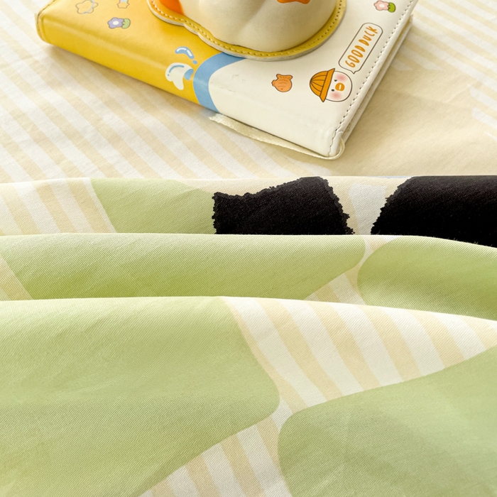 91家纺网 家纺一手货源 找家纺 春雨家居 2025新款春夏卡通印花全棉单床单 小熊猫