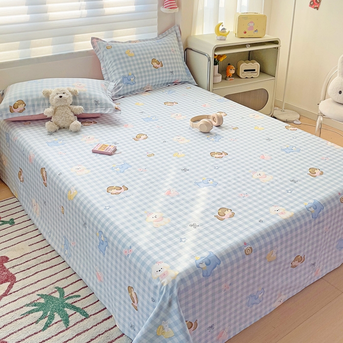 91家纺网 家纺一手货源 找家纺 春雨家居 2025新款春夏卡通印花全棉单床单 星星发夹狗