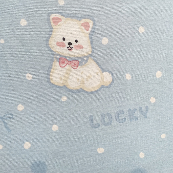 91家纺网 家纺一手货源 找家纺 春雨家居 2025新款春夏卡通印花全棉单床笠 蓝色泡芙狗