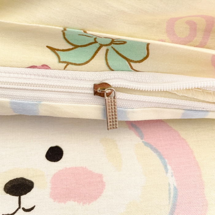 91家纺网 家纺一手货源 找家纺 春雨家居 2025新款春夏卡通印花全棉单被套 萌趣乐园