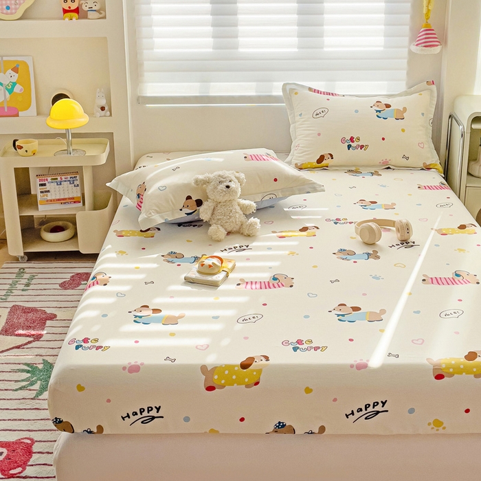 91家纺网 家纺一手货源 找家纺 春雨家居 2025新款春夏卡通印花全棉单床笠 童趣蜜歌