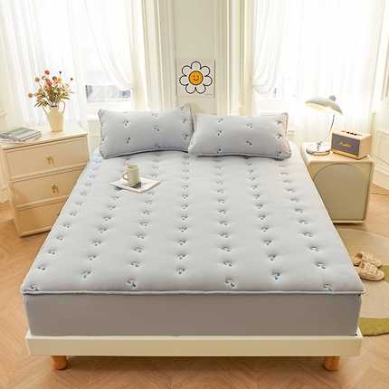 91家纺网 家纺一手货源 找家纺 （总）兄弟坊 2025新款亲肤原棉刺绣床垫床护垫学生床垫床笠