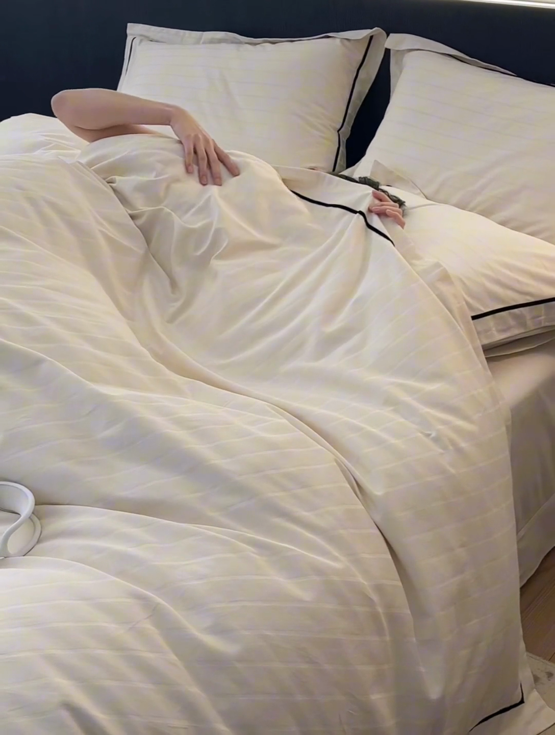 91家纺网 家纺一手货源 找家纺 （总）三朵全棉60S贡缎长绒棉大提花四件套-柏林系列