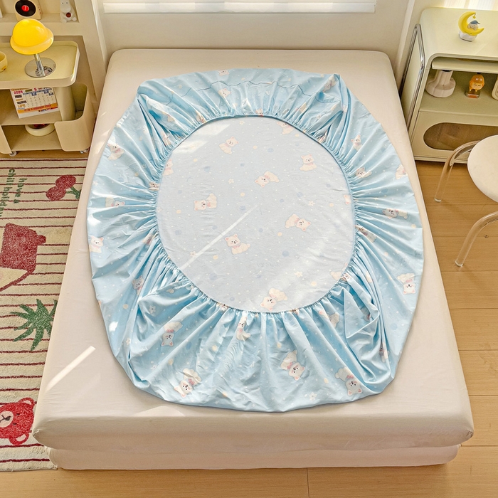 91家纺网 家纺一手货源 找家纺 春雨家居 2025新款春夏卡通印花全棉单床笠 蓝色泡芙狗