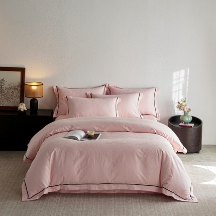 91家纺网 家纺一手货源 找家纺 三朵全棉60S贡缎长绒棉大提花四件套-花序系列 达西花园-粉