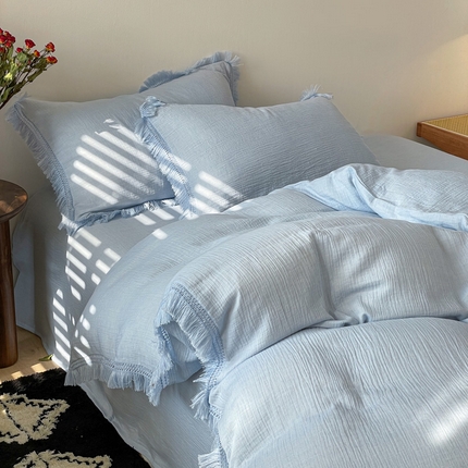 91家纺网 家纺一手货源 找家纺 卡巴伦家纺 2025新款双层皱皱纱法式流苏款四件套【全网控价(折后券后)不低于标准278/加大298元】 海盐-蓝