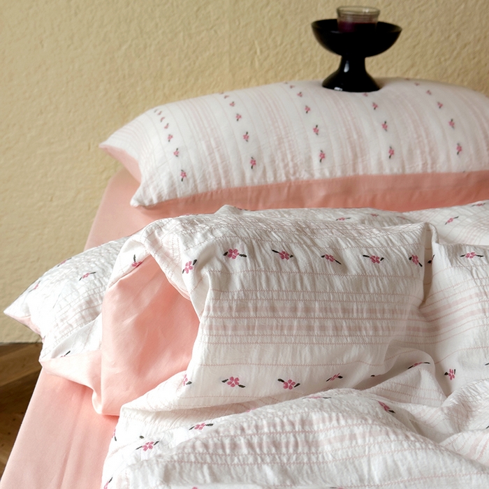 91家纺网 家纺一手货源 找家纺 琪格格纺织 2025新款纯棉韩式小清新田园大提花清新四件套 小花园-粉