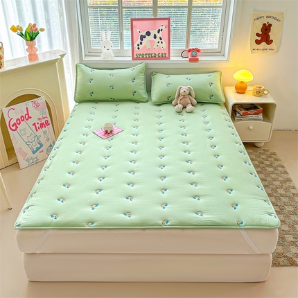 91家纺网 家纺一手货源 找家纺 （总）兄弟坊 2025新款亲肤原棉刺绣床垫床护垫学生床垫床笠