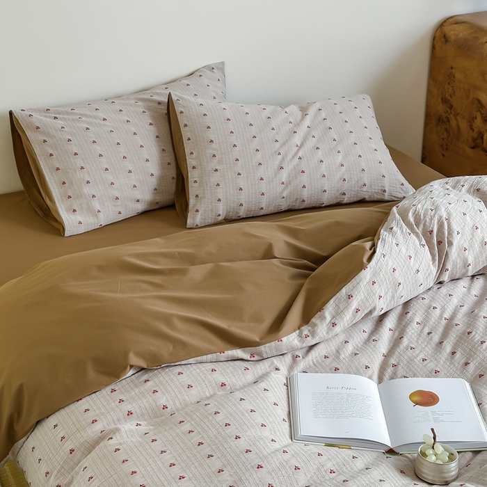 91家纺网 家纺一手货源 找家纺 云上  2025新款小樱桃大提花水洗棉四件套 樱桃-咖