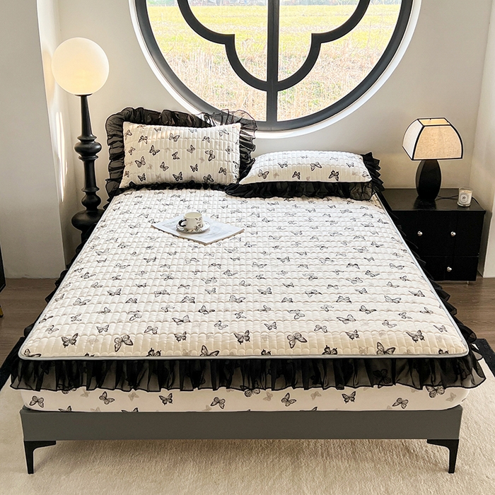 91家纺网 家纺一手货源 找家纺 眠势力 2025新款赫本风花边床笠四季通用加厚夹棉席梦思保护套 蝴蝶飞