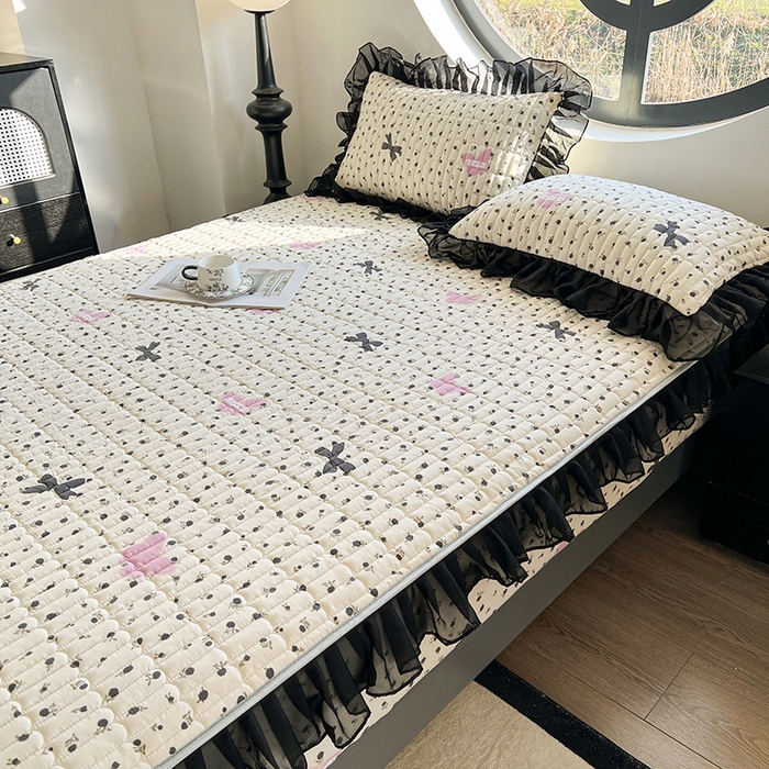 91家纺网 家纺一手货源 找家纺 眠势力 2025新款赫本风花边床笠四季通用加厚夹棉席梦思保护套 花馨