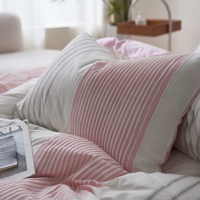 91家纺网 家纺一手货源 找家纺 金丝鸟家纺 2025新款全棉三层纱提花系列四件套 晴岚 粉