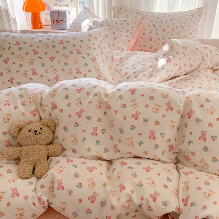 91家纺网 家纺一手货源 找家纺 澳萝拉 2025新款小碎花清新春夏全棉花边双层纱韩系三件套四件套 糖果乐园