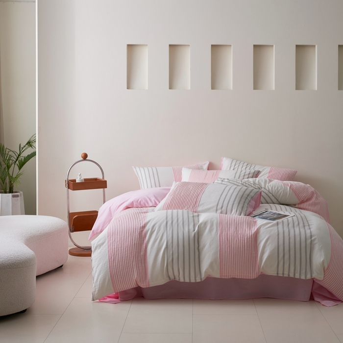 91家纺网 家纺一手货源 找家纺 金丝鸟家纺 2025新款全棉三层纱提花系列四件套 晴岚 粉