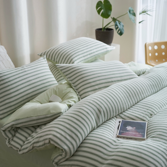 91家纺网 家纺一手货源 找家纺 金丝鸟家纺 2025新款全棉皱皱纱系列四件套 皱皱纱条纹绿