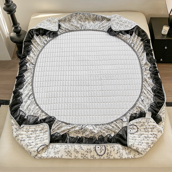 91家纺网 家纺一手货源 找家纺 眠势力 2025新款赫本风花边床笠四季通用加厚夹棉席梦思保护套 花香满园