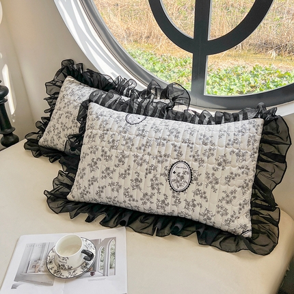 91家纺网 家纺一手货源 找家纺 （总）眠势力  2025新款韩版花边枕套四季款