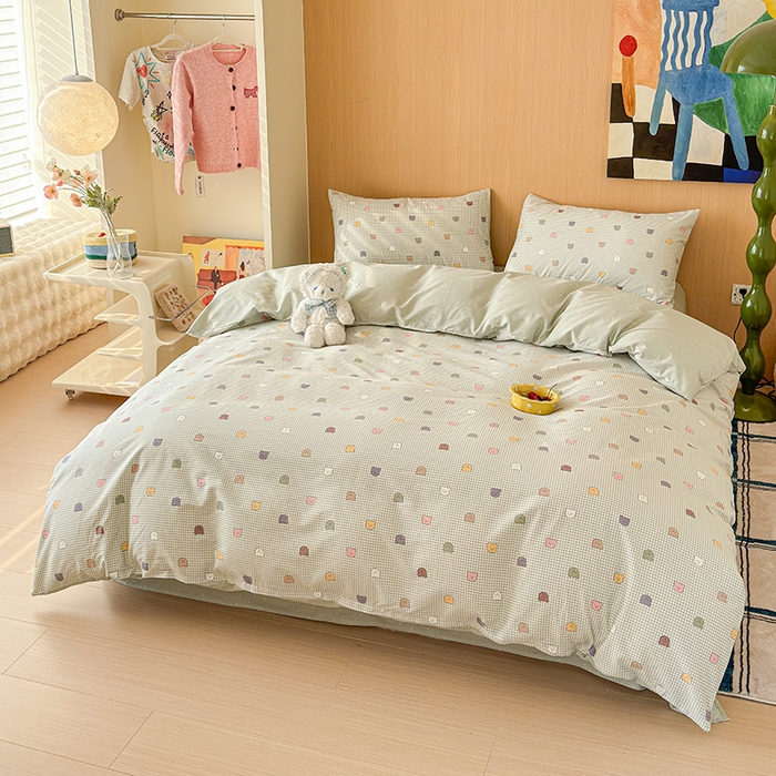 91家纺网 家纺一手货源 找家纺 感遇全棉软萌清新四件套 饼干小熊