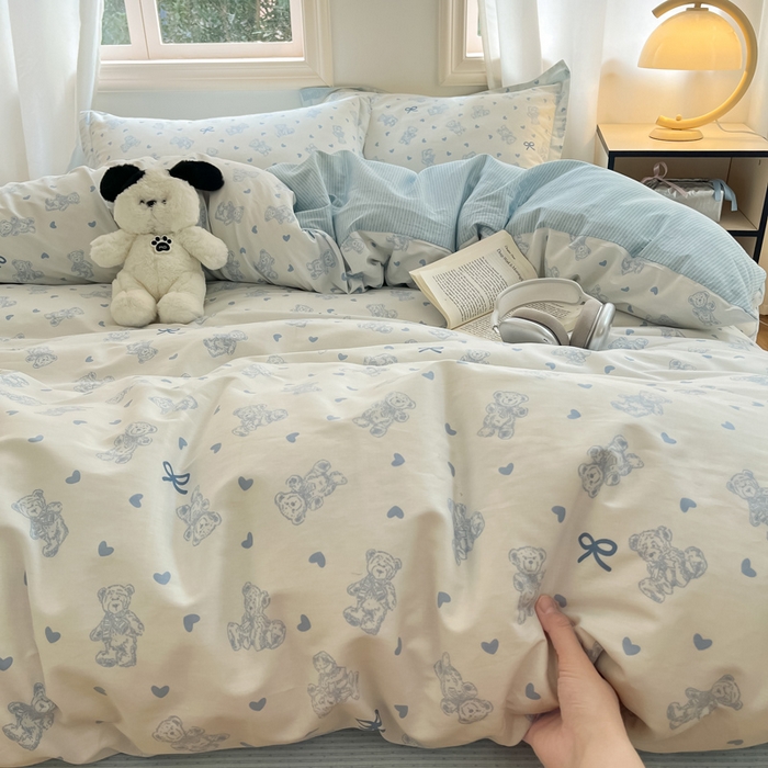 91家纺网 家纺一手货源 找家纺 涵宸家纺 2025新款全棉印花四件套 B幸运熊