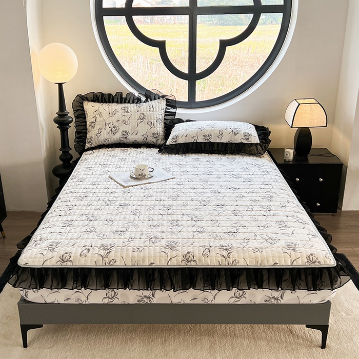 91家纺网 家纺一手货源 找家纺 眠势力 2025新款赫本风花边床笠四季通用加厚夹棉席梦思保护套 玫瑰之恋