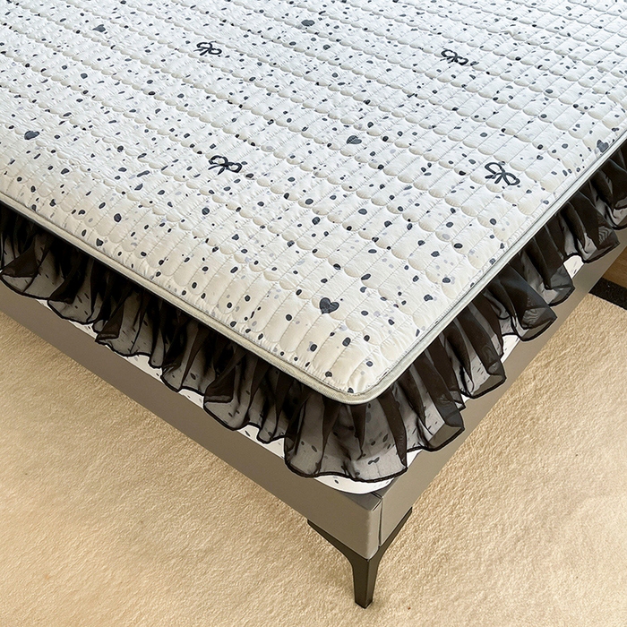 91家纺网 家纺一手货源 找家纺 眠势力 2025新款赫本风花边床笠四季通用加厚夹棉席梦思保护套 奇思妙想-兰