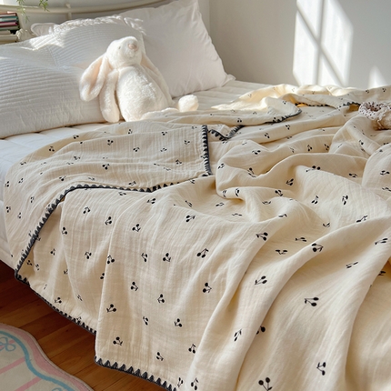 91家纺网 家纺一手货源 找家纺 三朵ins风韩国A类全棉绉绉纱多功能毯情图 小樱桃