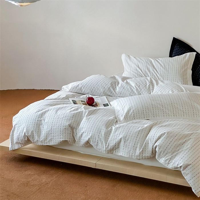 91家纺网 家纺一手货源 找家纺 云上  2025新款色织小提花方糖水洗棉四件套 方糖-白