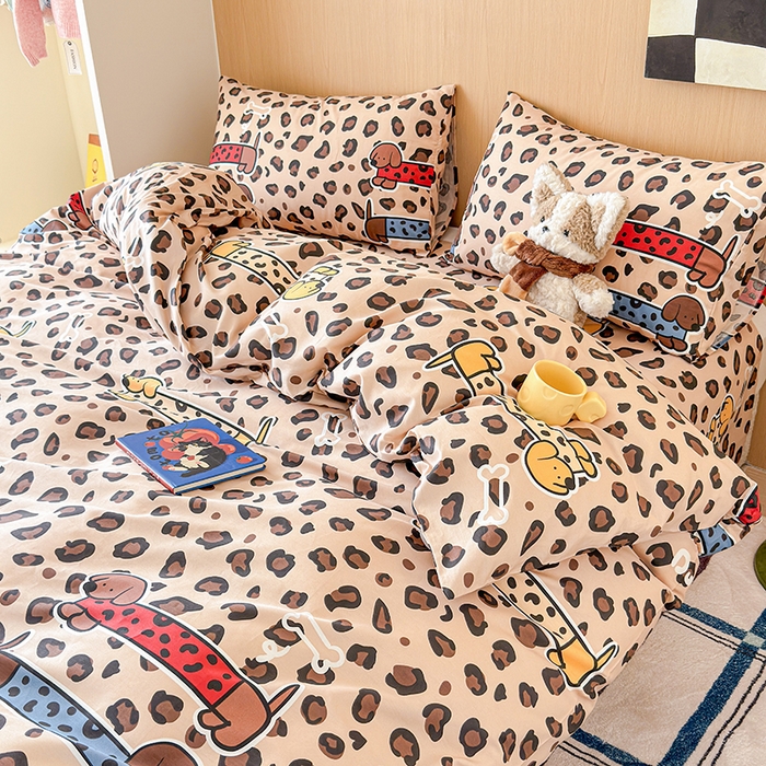 91家纺网 家纺一手货源 找家纺 感遇全棉软萌清新四件套 豹纹狗