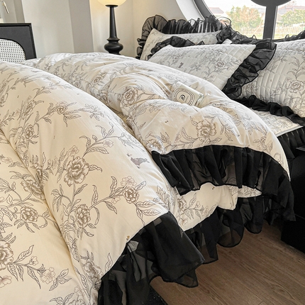 91家纺网 家纺一手货源 找家纺 （总）眠势力 2025新款赫本风花边四件套床笠款四季通用夹棉席梦思保护套法式