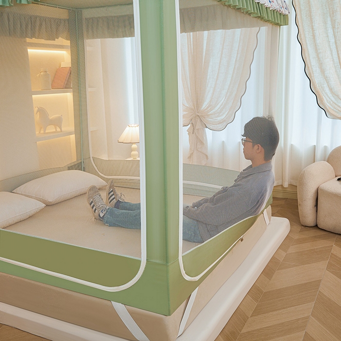 91家纺网 家纺一手货源 找家纺 迪凡保罗蚊帐 2025新款2503专版印花遮光帘防摔坐床蚊帐实拍图 贪吃熊猫