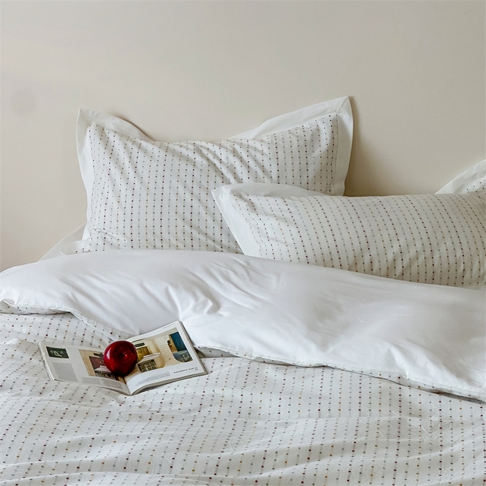 91家纺网 家纺一手货源 找家纺 云上  2025新款色织小提花方糖水洗棉四件套 方糖-白