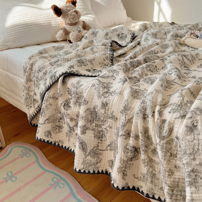 91家纺网 家纺一手货源 找家纺 三朵ins风韩国A类全棉绉绉纱多功能毯情图 迷雾森林