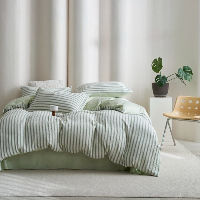 91家纺网 家纺一手货源 找家纺 金丝鸟家纺 2025新款全棉皱皱纱系列四件套 皱皱纱条纹绿