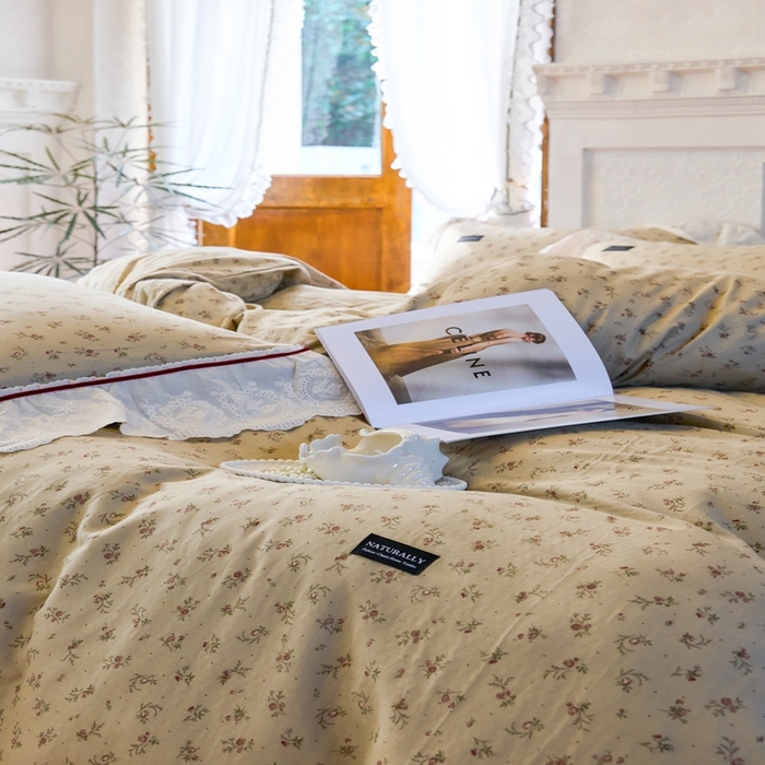 91家纺网 家纺一手货源 找家纺 久典2025A类法式复古双层纱织带贴边花边款四件套 木槿