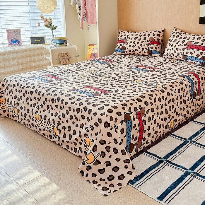 91家纺网 家纺一手货源 找家纺 感遇全棉软萌清新四件套 豹纹狗