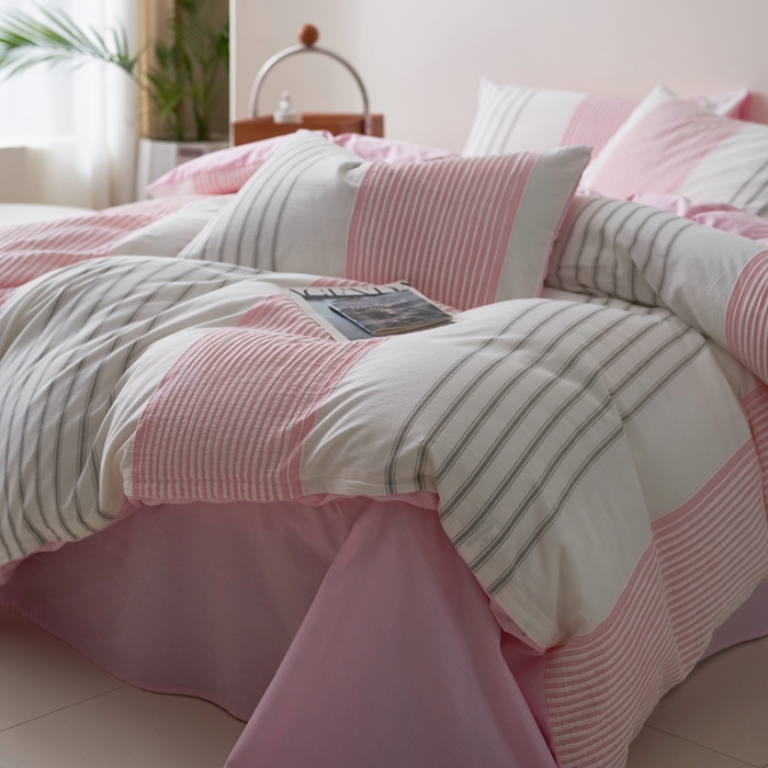 91家纺网 家纺一手货源 找家纺 金丝鸟家纺 2025新款全棉三层纱提花系列四件套 晴岚 粉