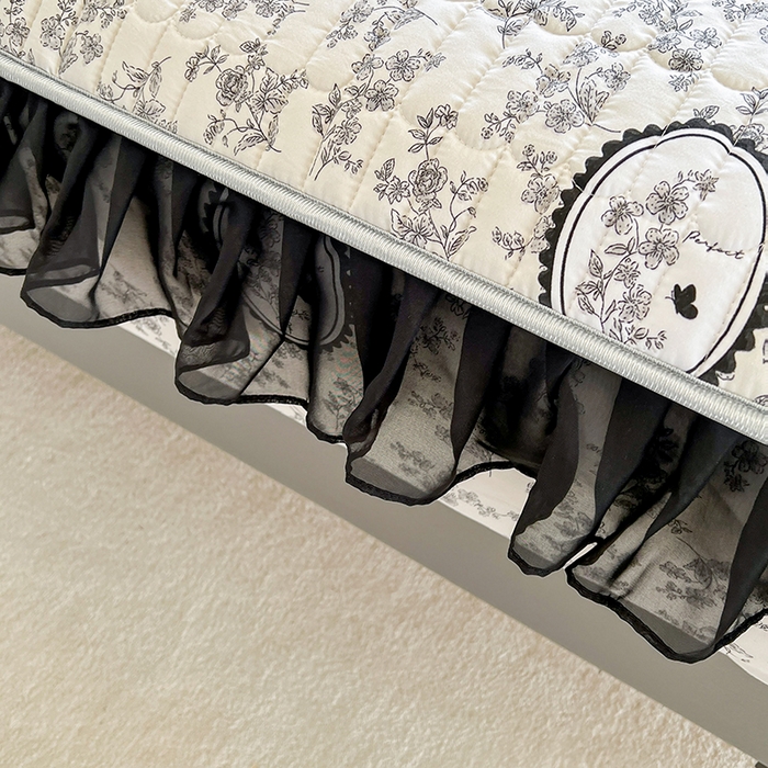 91家纺网 家纺一手货源 找家纺 眠势力 2025新款赫本风花边床笠四季通用加厚夹棉席梦思保护套 花香满园