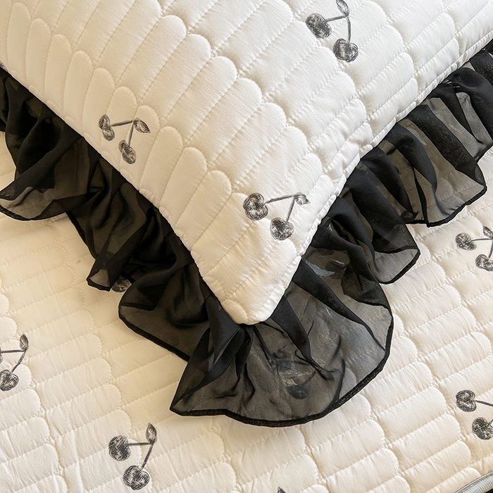 91家纺网 家纺一手货源 找家纺 眠势力 2025新款赫本风花边床笠四季通用加厚夹棉席梦思保护套 多姿樱桃