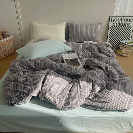 91家纺网 家纺一手货源 找家纺 轻奢坊 2025新款色织提花复古格子四件套 安妮-黑