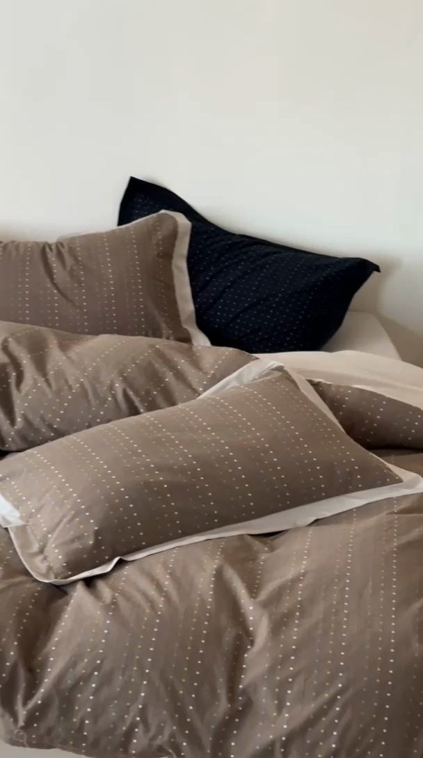 91家纺网 家纺一手货源 找家纺 云上  2025新款色织小提花方糖水洗棉四件套 方糖-咖