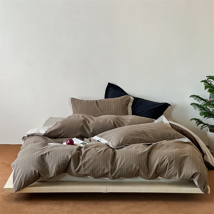 91家纺网 家纺一手货源 找家纺 云上  2025新款色织小提花方糖水洗棉四件套 方糖-咖