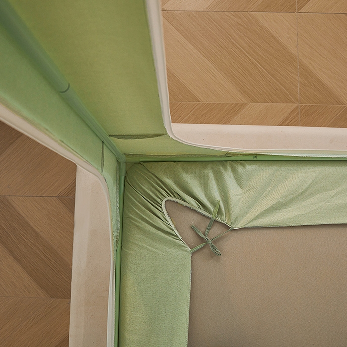 91家纺网 家纺一手货源 找家纺 迪凡保罗蚊帐 2025新款2503专版印花遮光帘防摔坐床蚊帐实拍图 呆萌豚豚