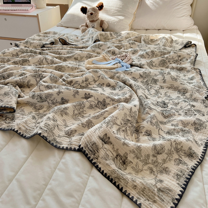 91家纺网 家纺一手货源 找家纺 三朵ins风韩国A类全棉绉绉纱多功能毯情图 迷雾森林